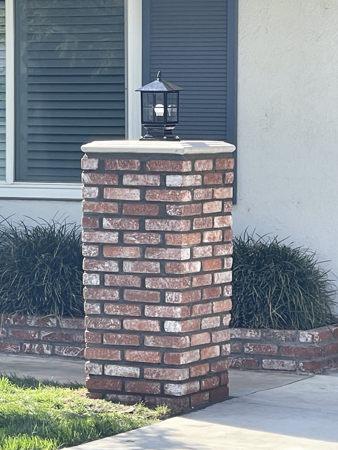 Decorative brick masonry column by RC Masonry in Orange County